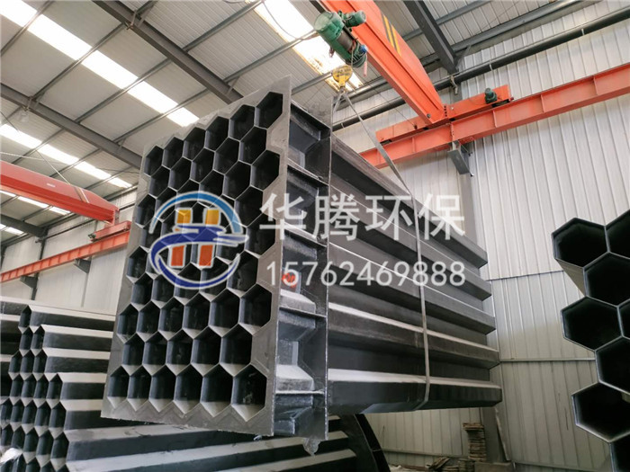 60b44754008f9.jpg 5ca2fdabdec65.jpg